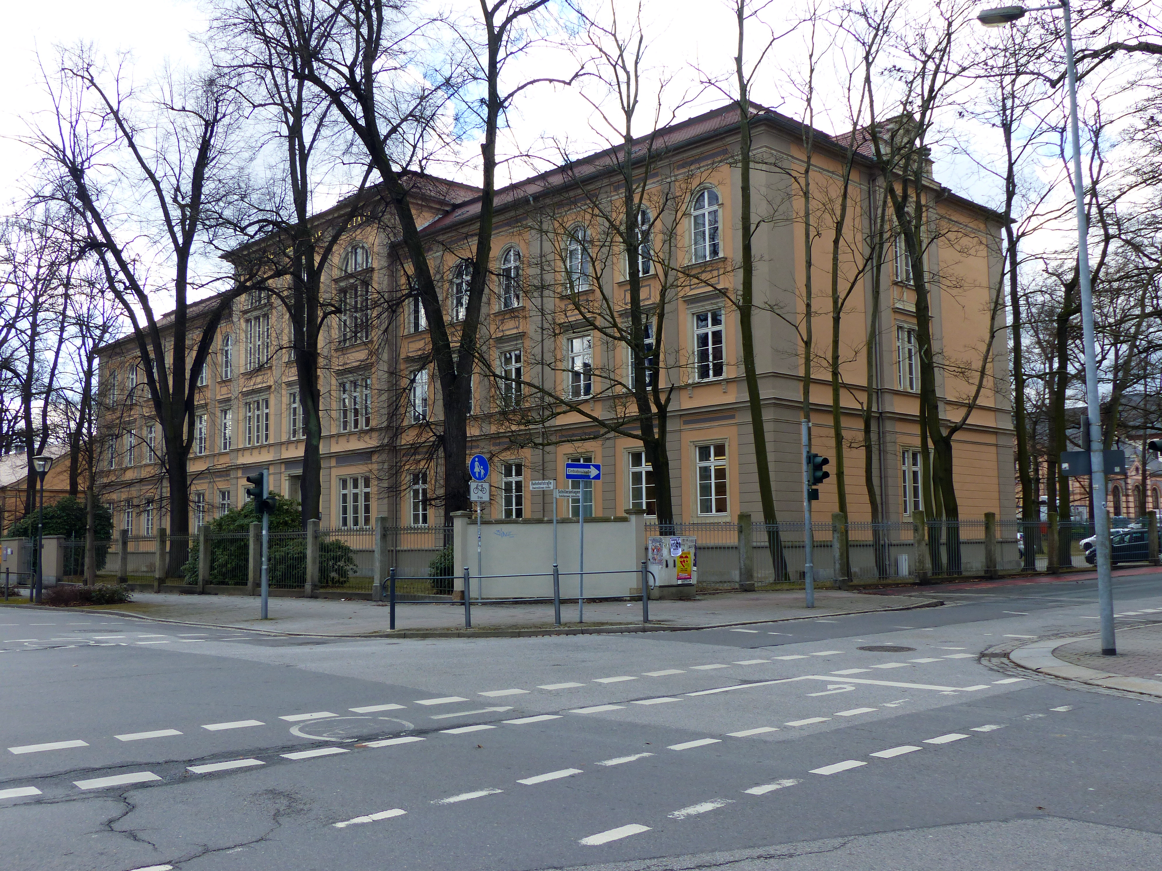 Monika von Broen am Philipp-Melanchthon-Gymnasium: Zwischen familiären Verbindungen, politischen Vorwürfen und fehlenden Belegen
